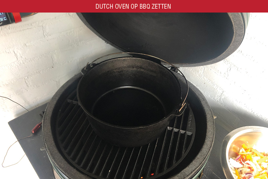 7-Dutch-oven-op-bbq-zetten