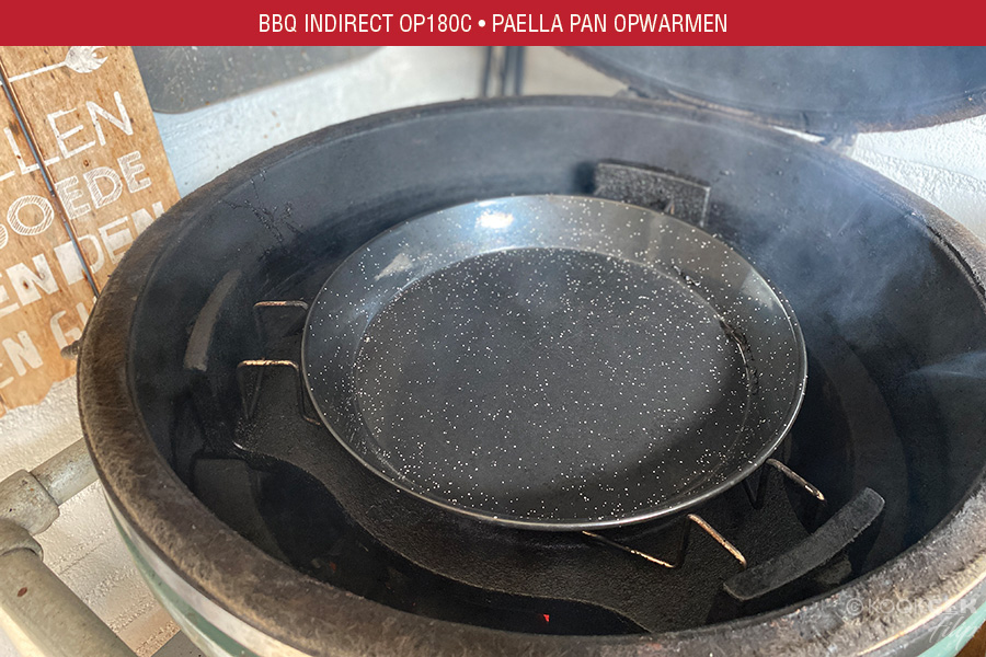 5-bbq-indirect-180C-paella-pan-opwarmen