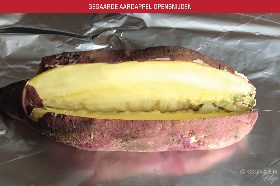 3_Gegaarde_aardappel_open_snijden