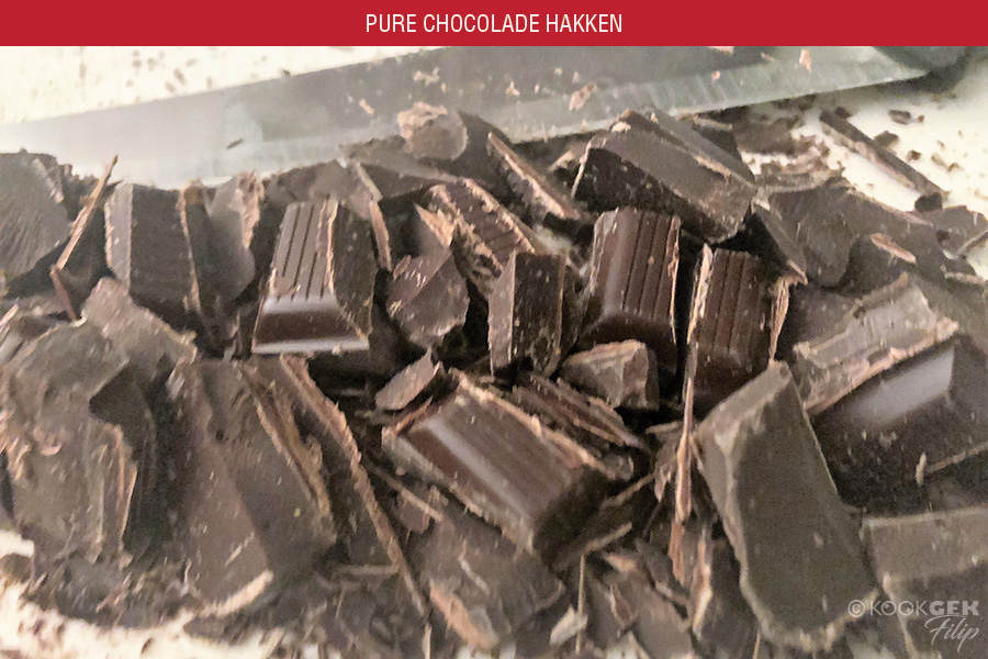 2_Pure_chocolade-_hakken